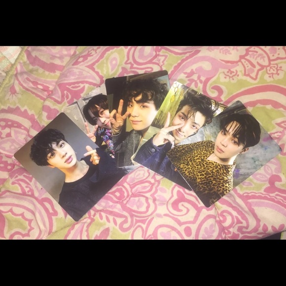 Other - Bts ARMY bomb photo cards